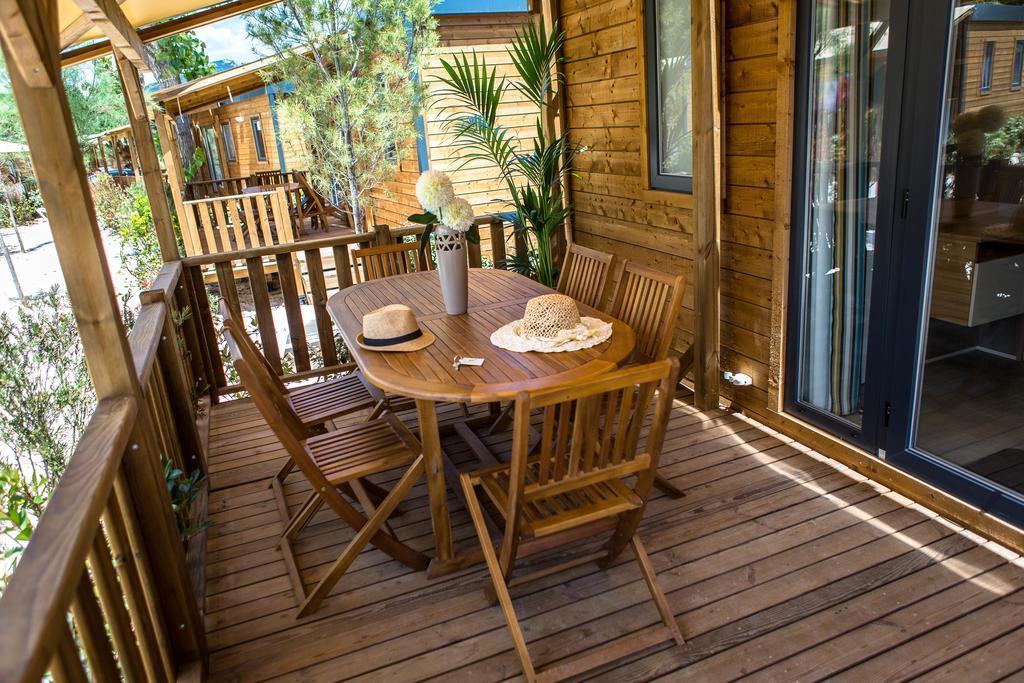 Vic'S Land Holidays Grimaud Ngoại thất bức ảnh